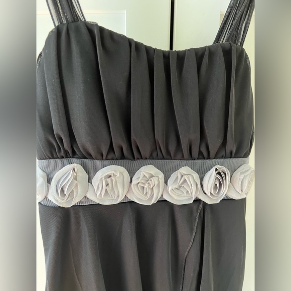 Tiered dress with spaghetti straps by Speechless size 12 - Picture 4 of 6